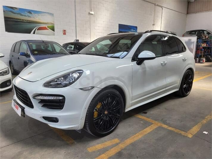 PORSCHE Cayenne 4.8 GTS Tiptronic