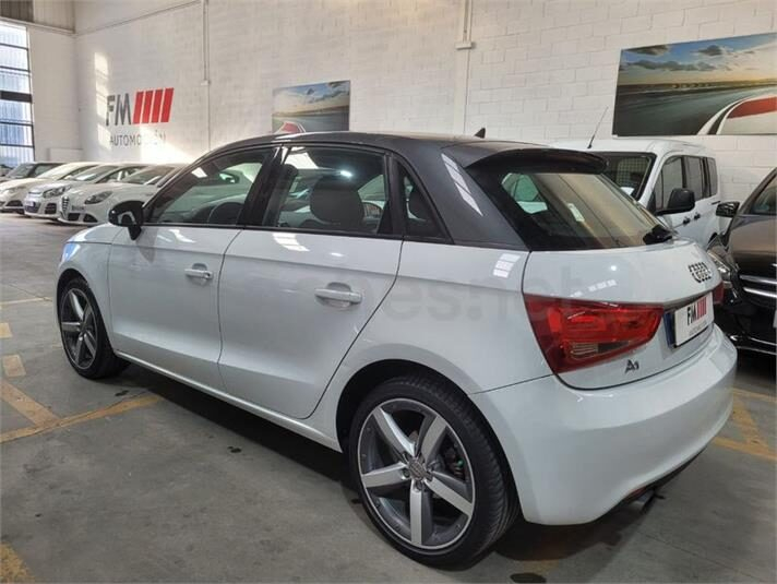 AUDI A1 Sportback 1.6 TDI S tronic Ambition