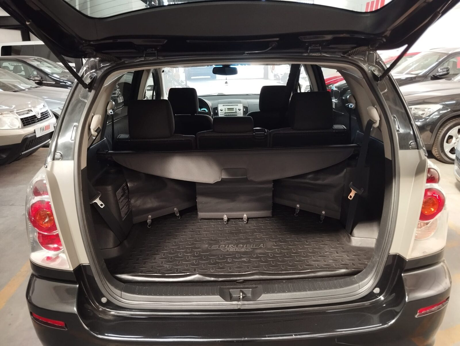 TOYOTA Corolla Verso 2.2 D4D Sport