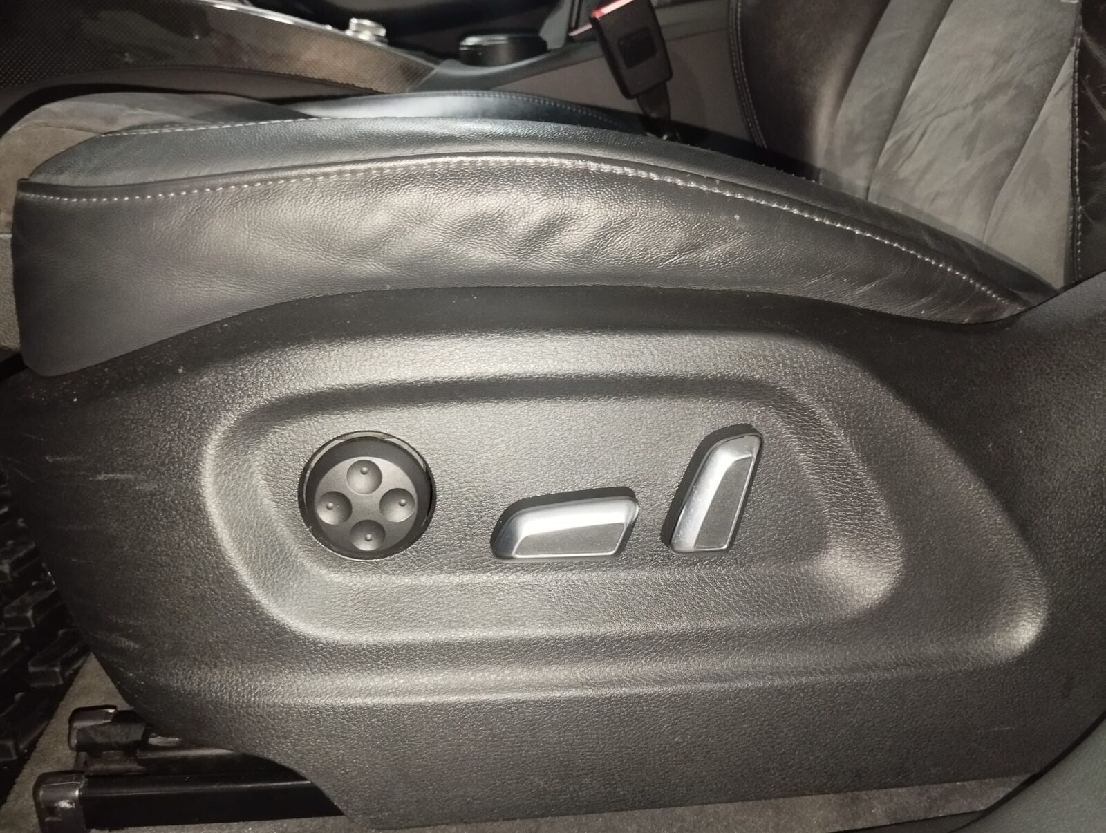 AUDI SQ5 3.0 TDI quattro tiptronic