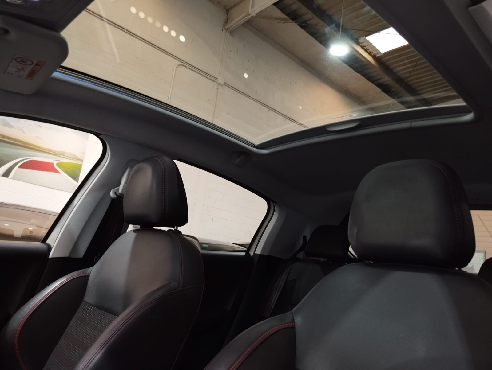 PEUGEOT 208 GTLine 1.2L PureTech 110CVSS