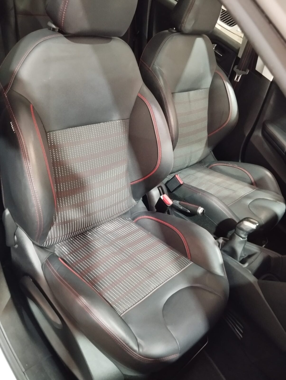 PEUGEOT 208 GTLine 1.2L PureTech 110CVSS