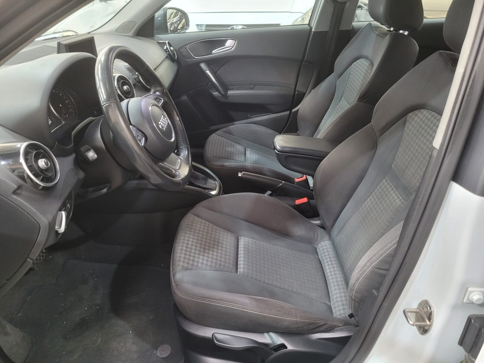 AUDI A1 Sportback 1.6 TDI S tronic Ambition