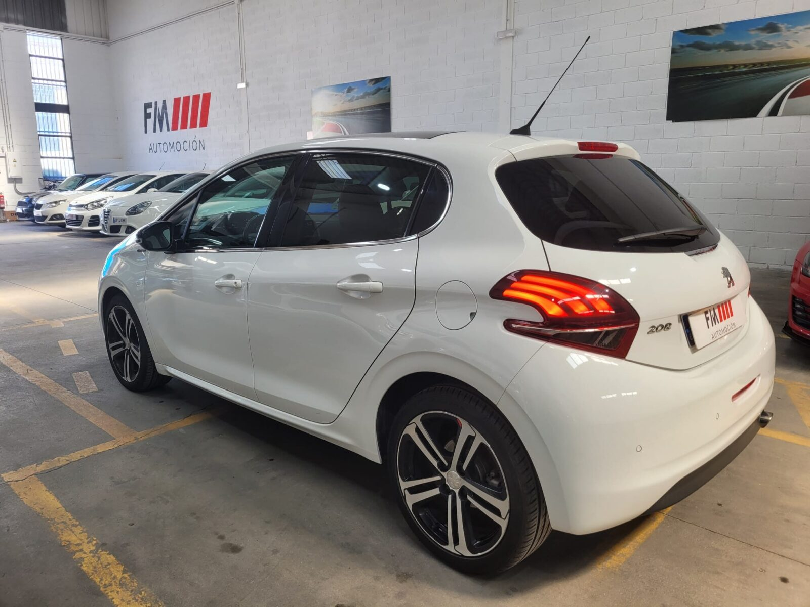 PEUGEOT 208 GTLine 1.2L PureTech 110CVSS