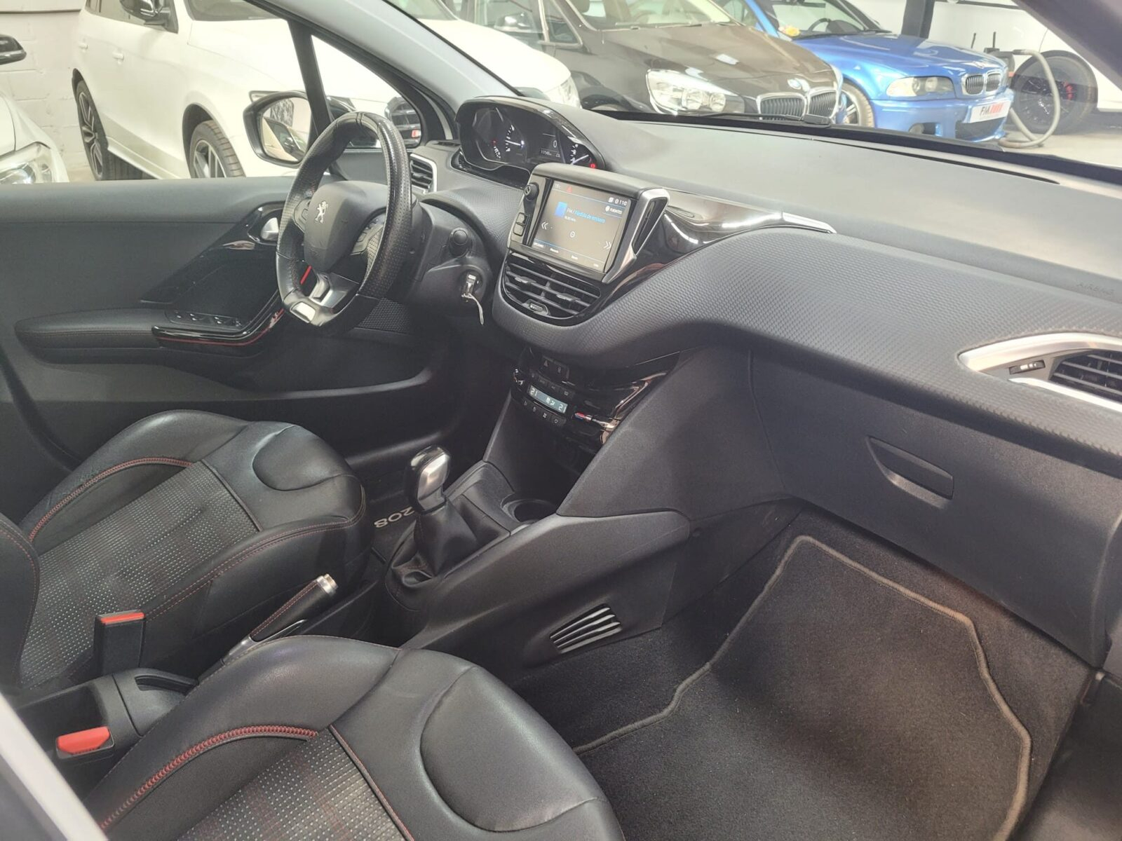 PEUGEOT 208 GTLine 1.2L PureTech 110CVSS