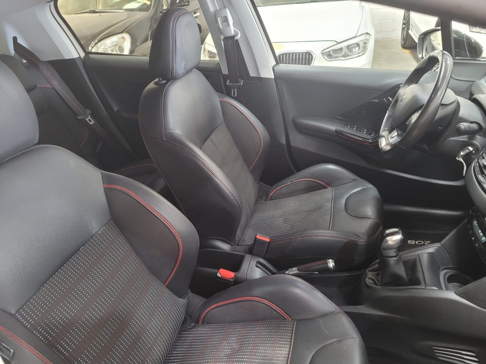PEUGEOT 208 GTLine 1.2L PureTech 110CVSS
