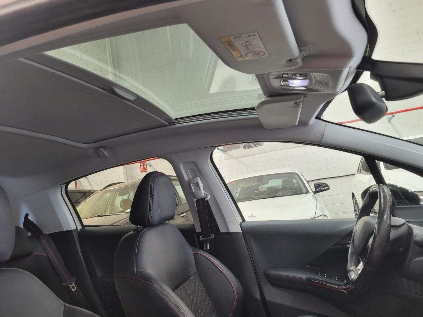 PEUGEOT 208 GTLine 1.2L PureTech 110CVSS