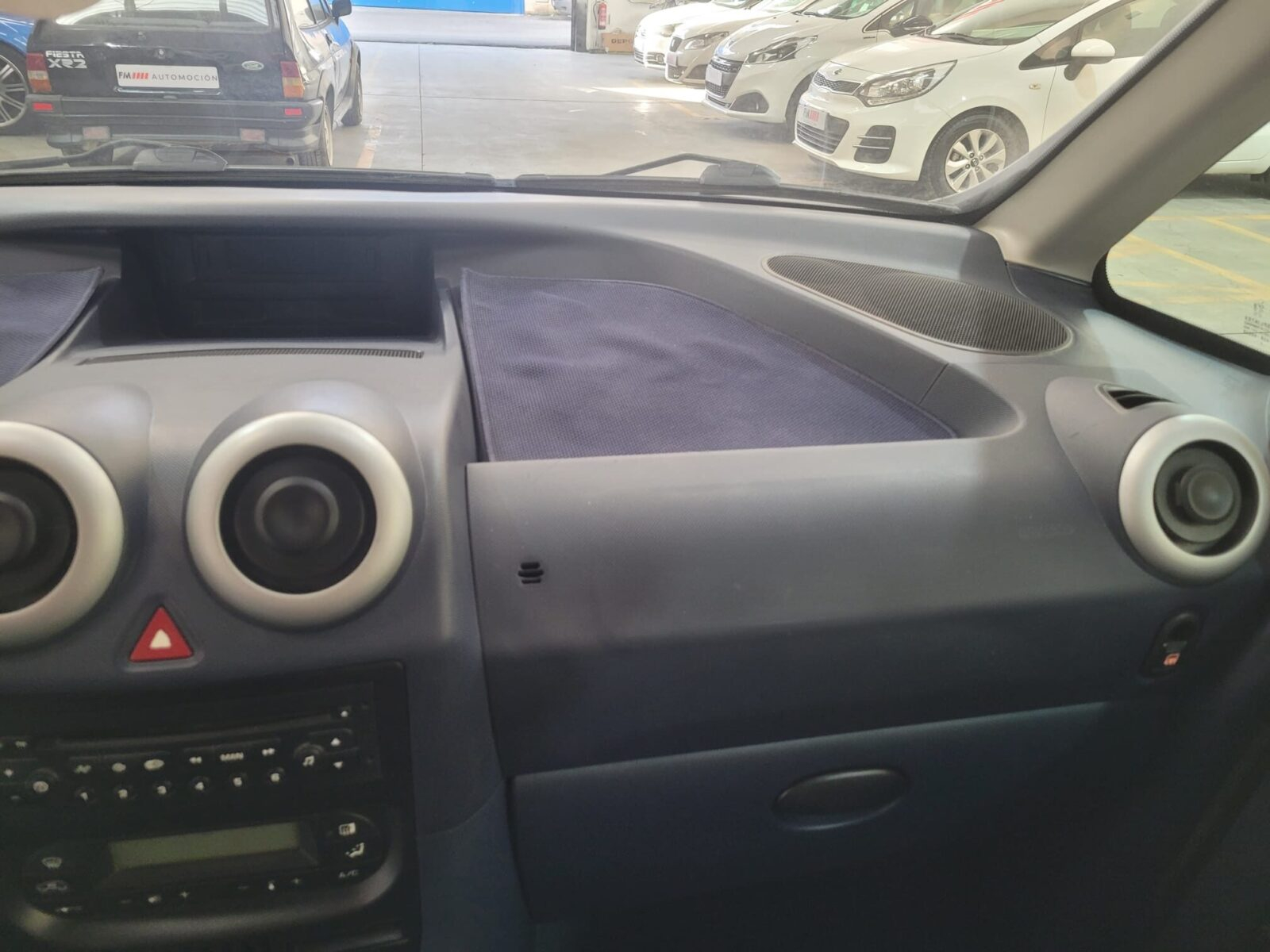 PEUGEOT 1007 1.4HDI Urban