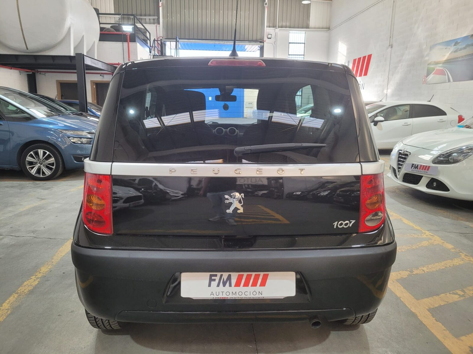 PEUGEOT 1007 1.4HDI Urban