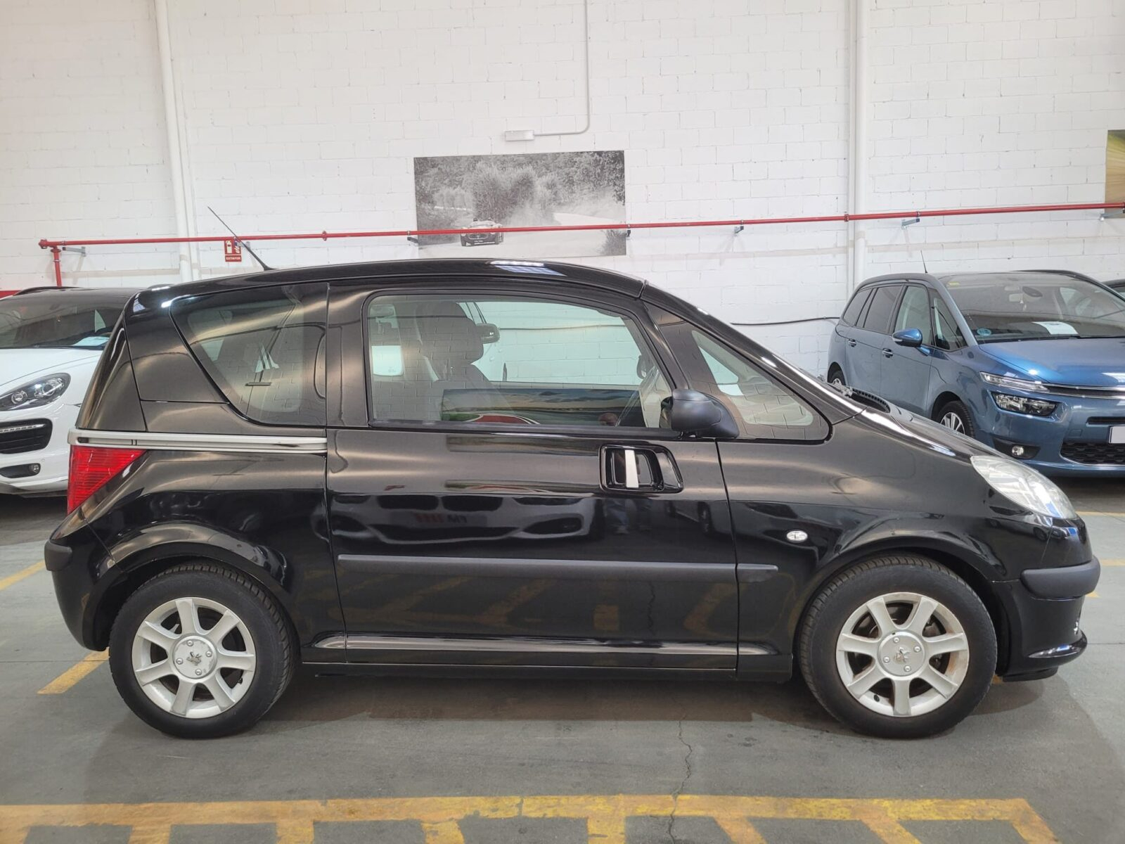 PEUGEOT 1007 1.4HDI Urban