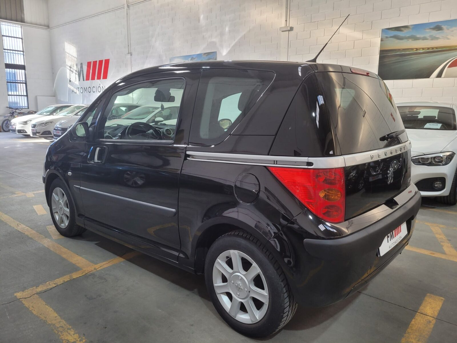 PEUGEOT 1007 1.4HDI Urban