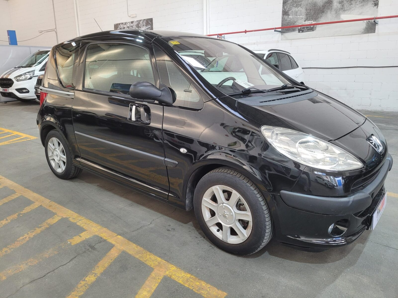 PEUGEOT 1007 1.4HDI Urban