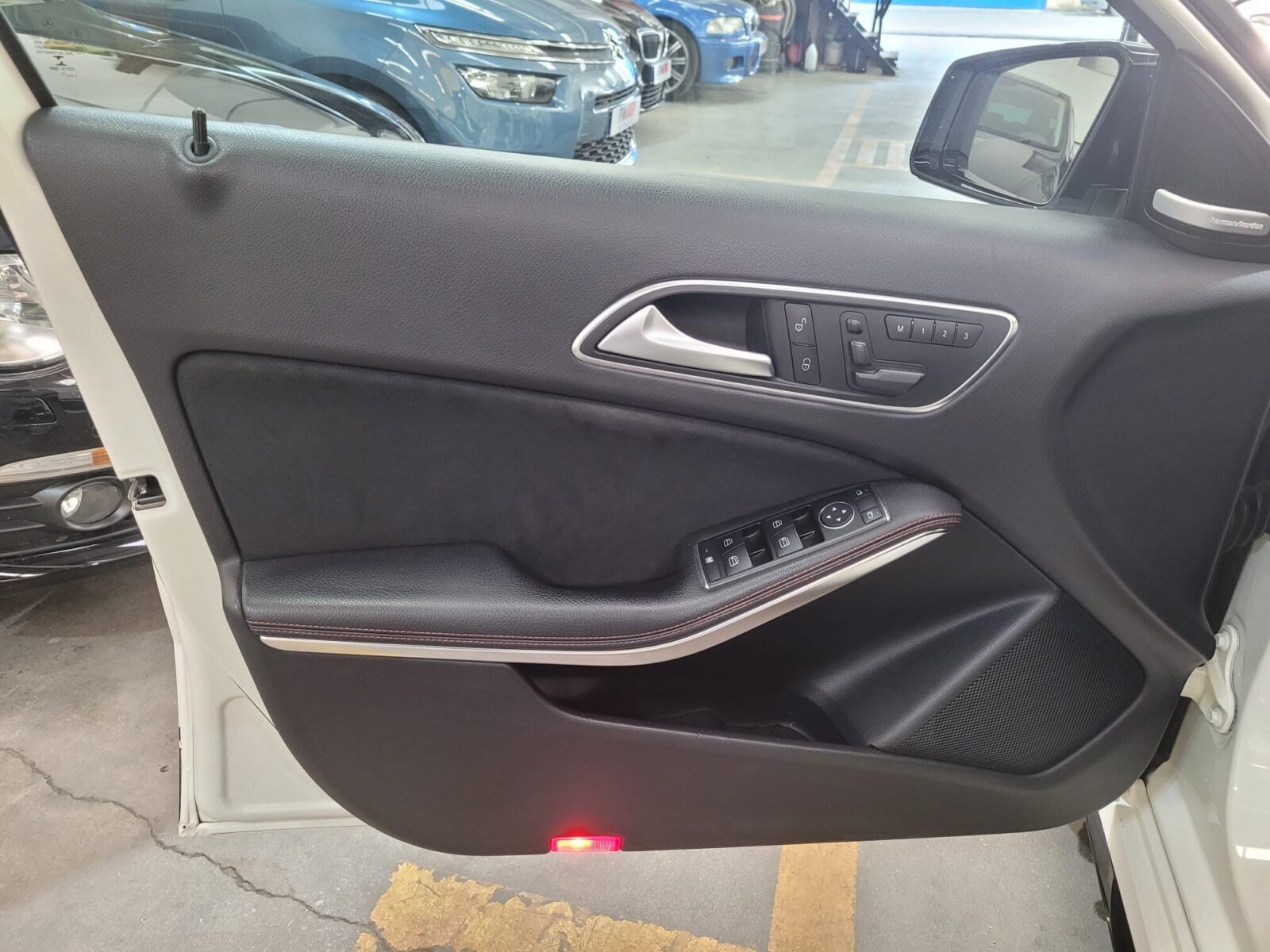 MERCEDES-BENZ A 45 AMG EDITION 1