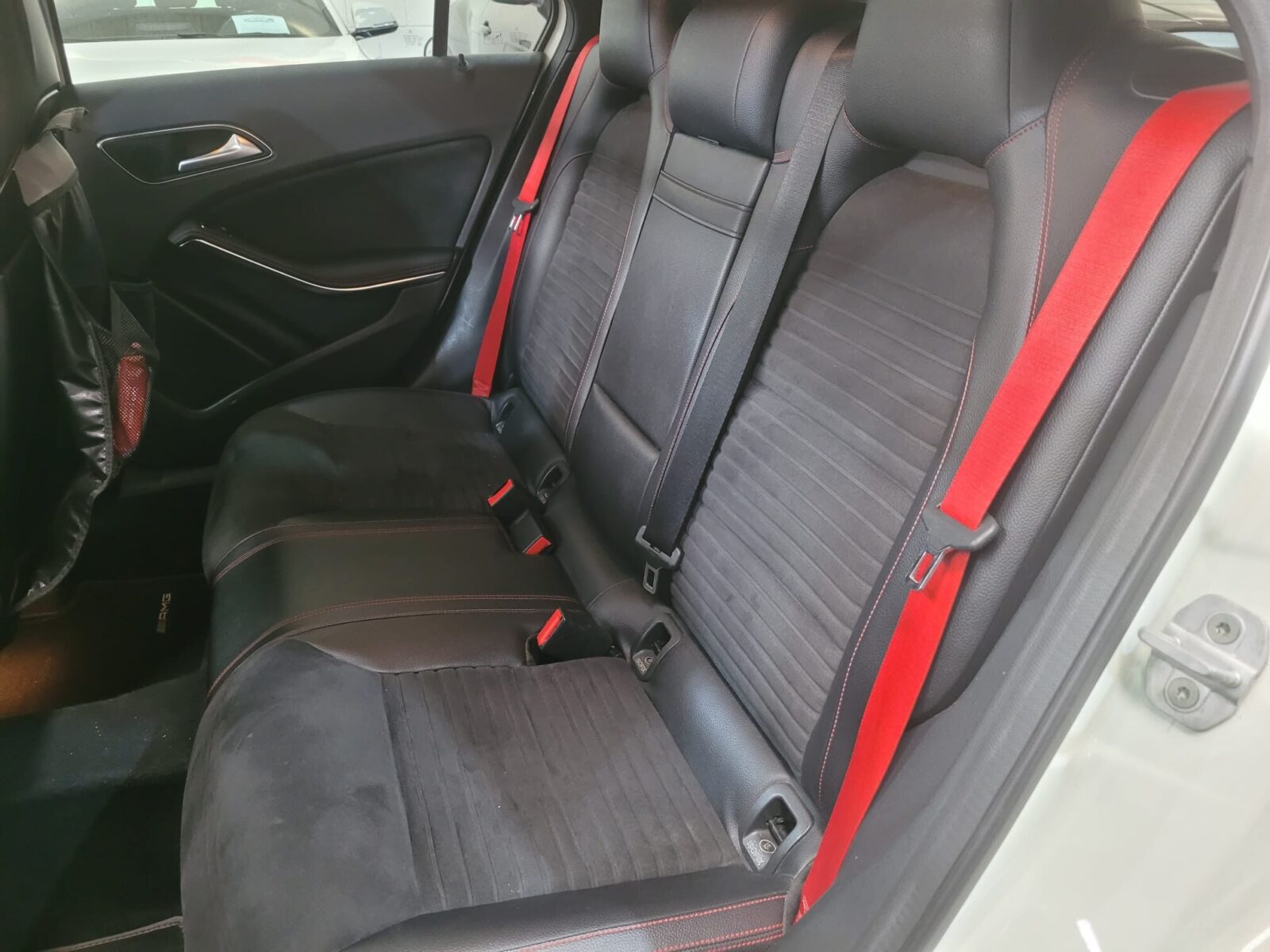 MERCEDES-BENZ A 45 AMG EDITION 1