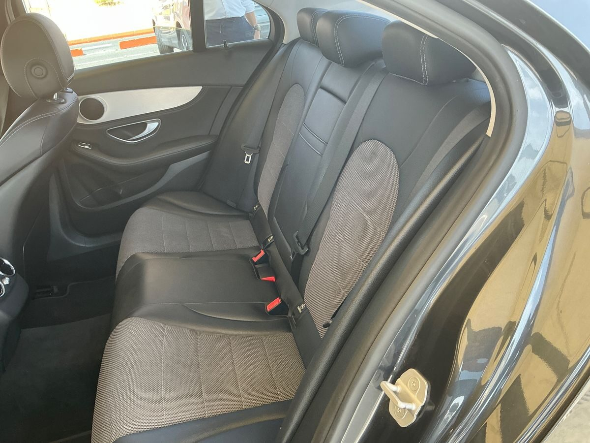MERCEDES-BENZ Clase C 220 AMG LINE