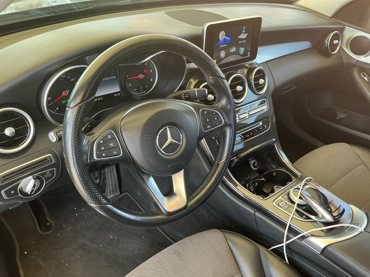 MERCEDES-BENZ Clase C 220 AMG LINE