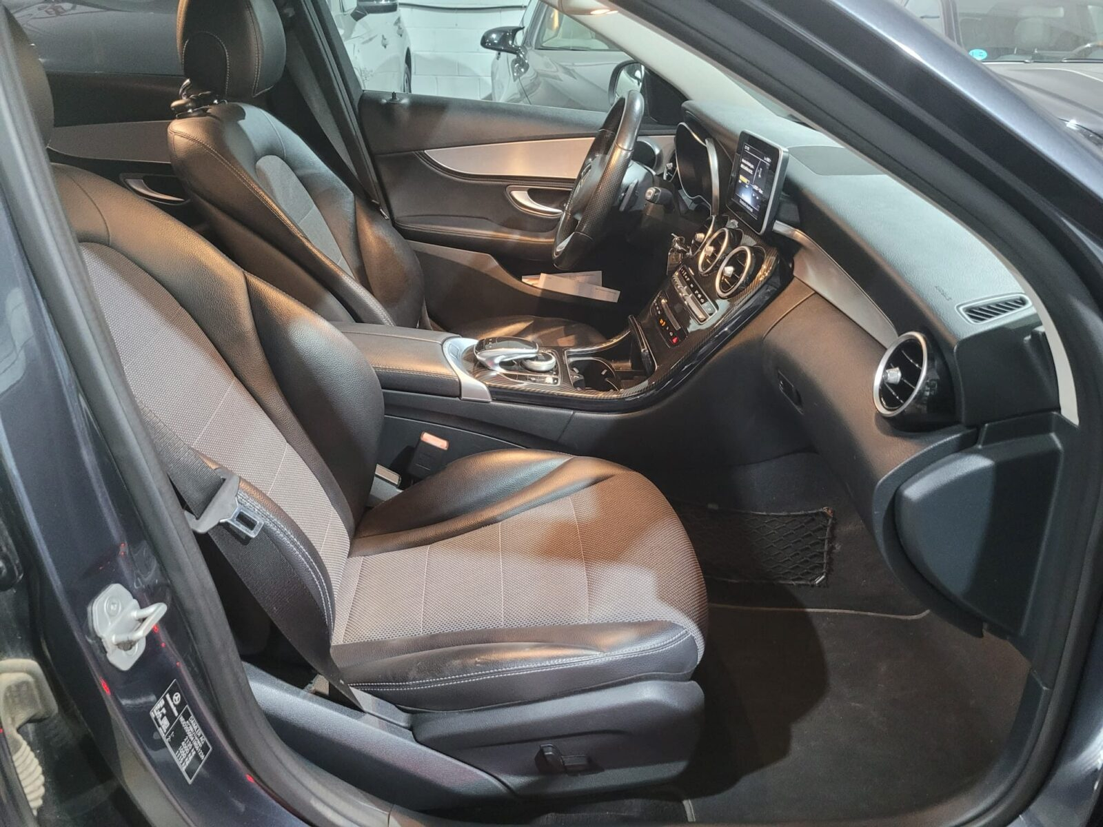 MERCEDES-BENZ Clase C 220 AMG LINE