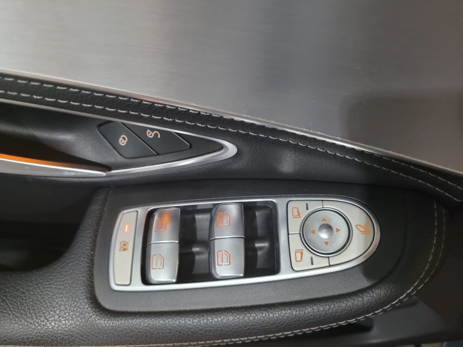 MERCEDES-BENZ Clase C 220 AMG LINE