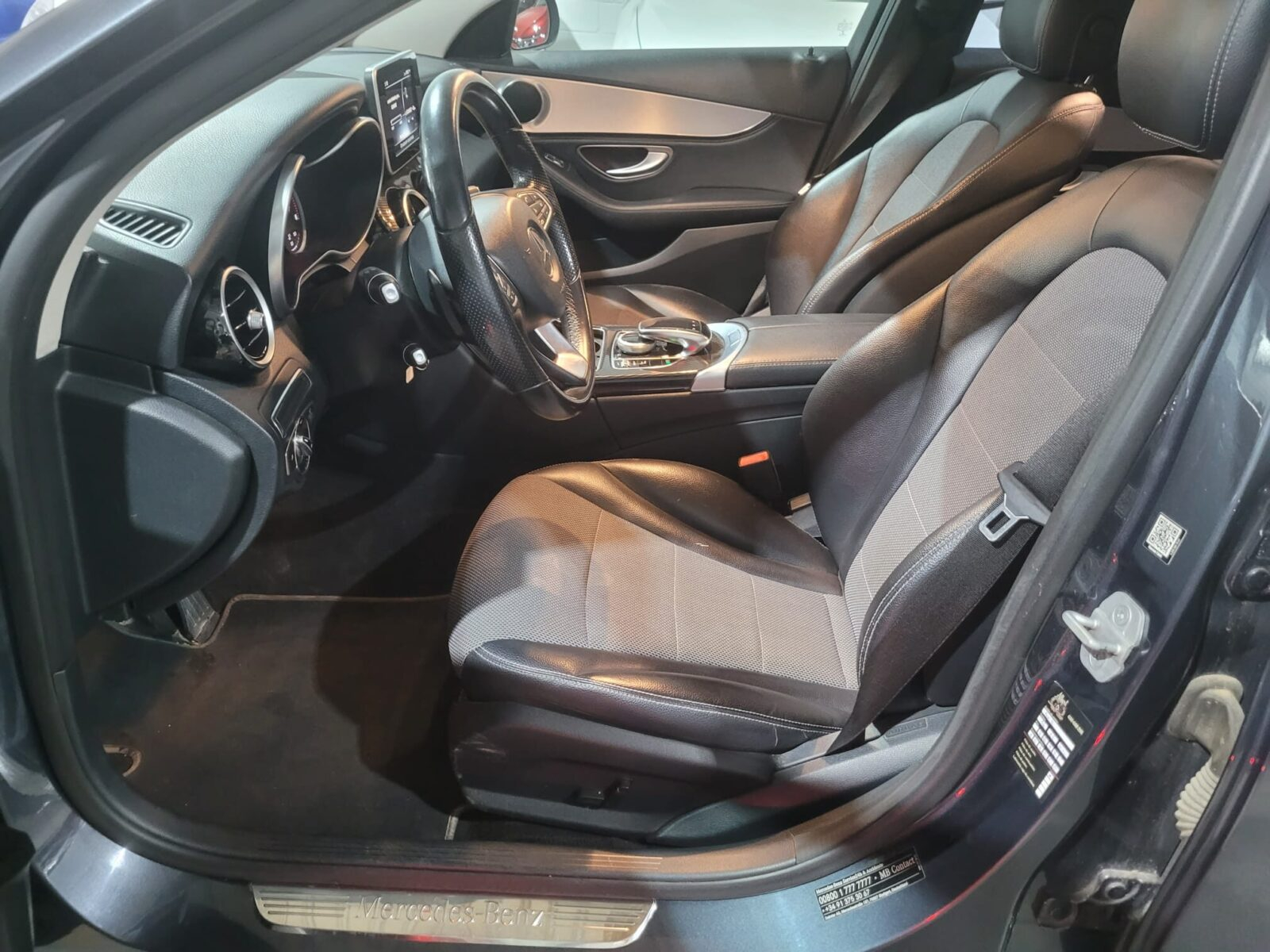 MERCEDES-BENZ Clase C 220 AMG LINE