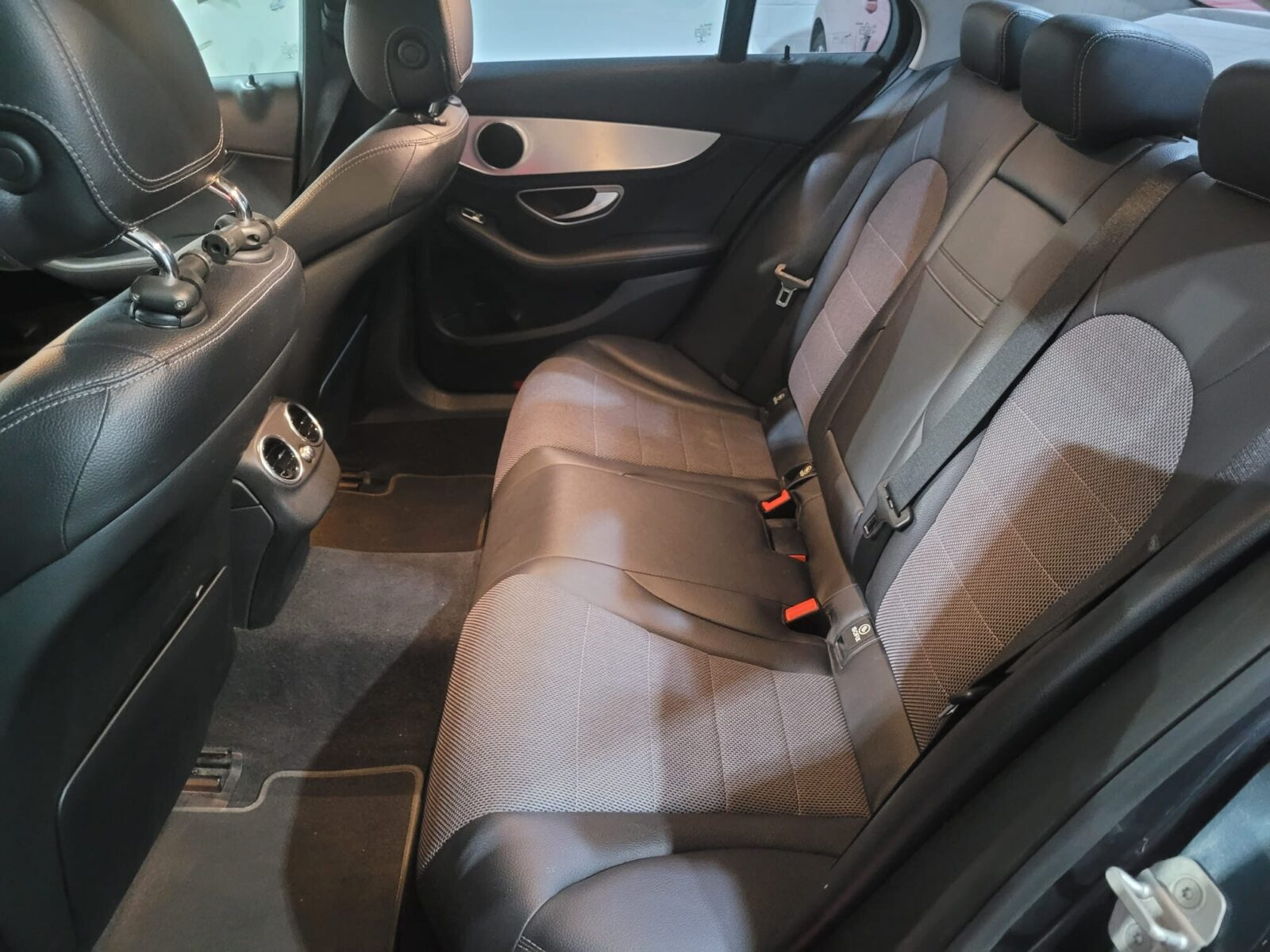 MERCEDES-BENZ Clase C 220 AMG LINE