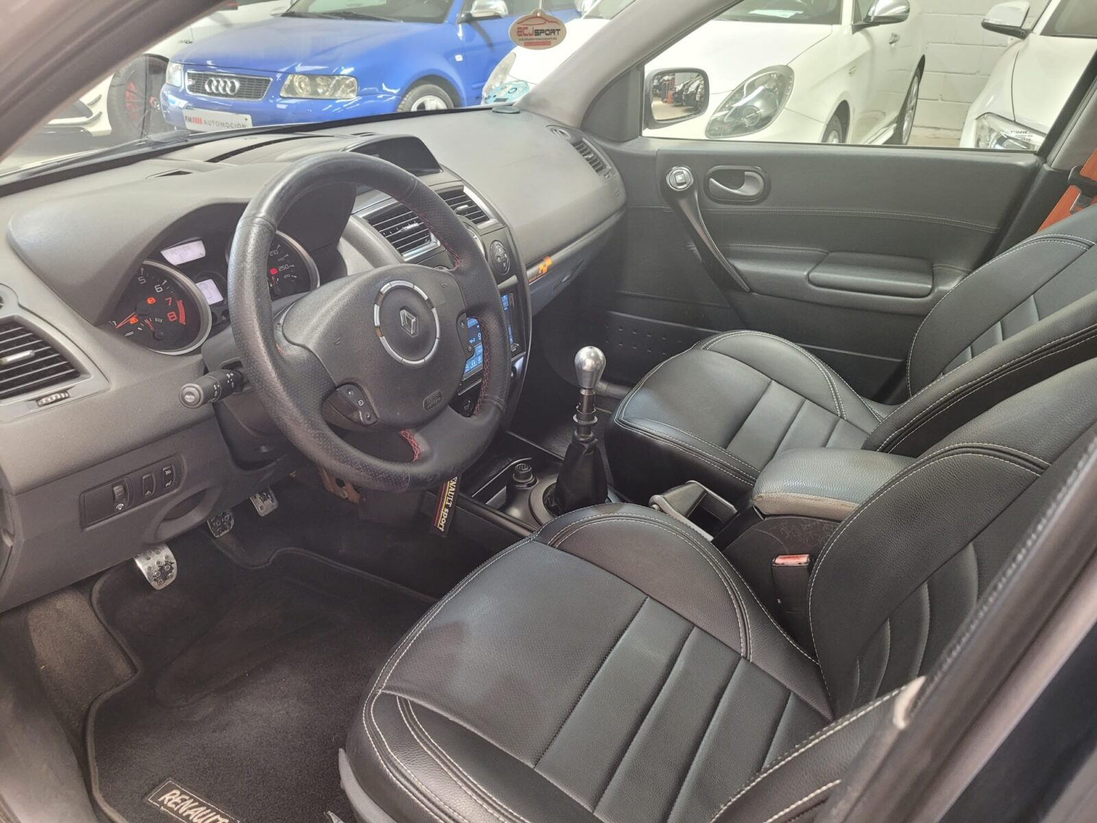 RENAULT Megane Sport 225cv
