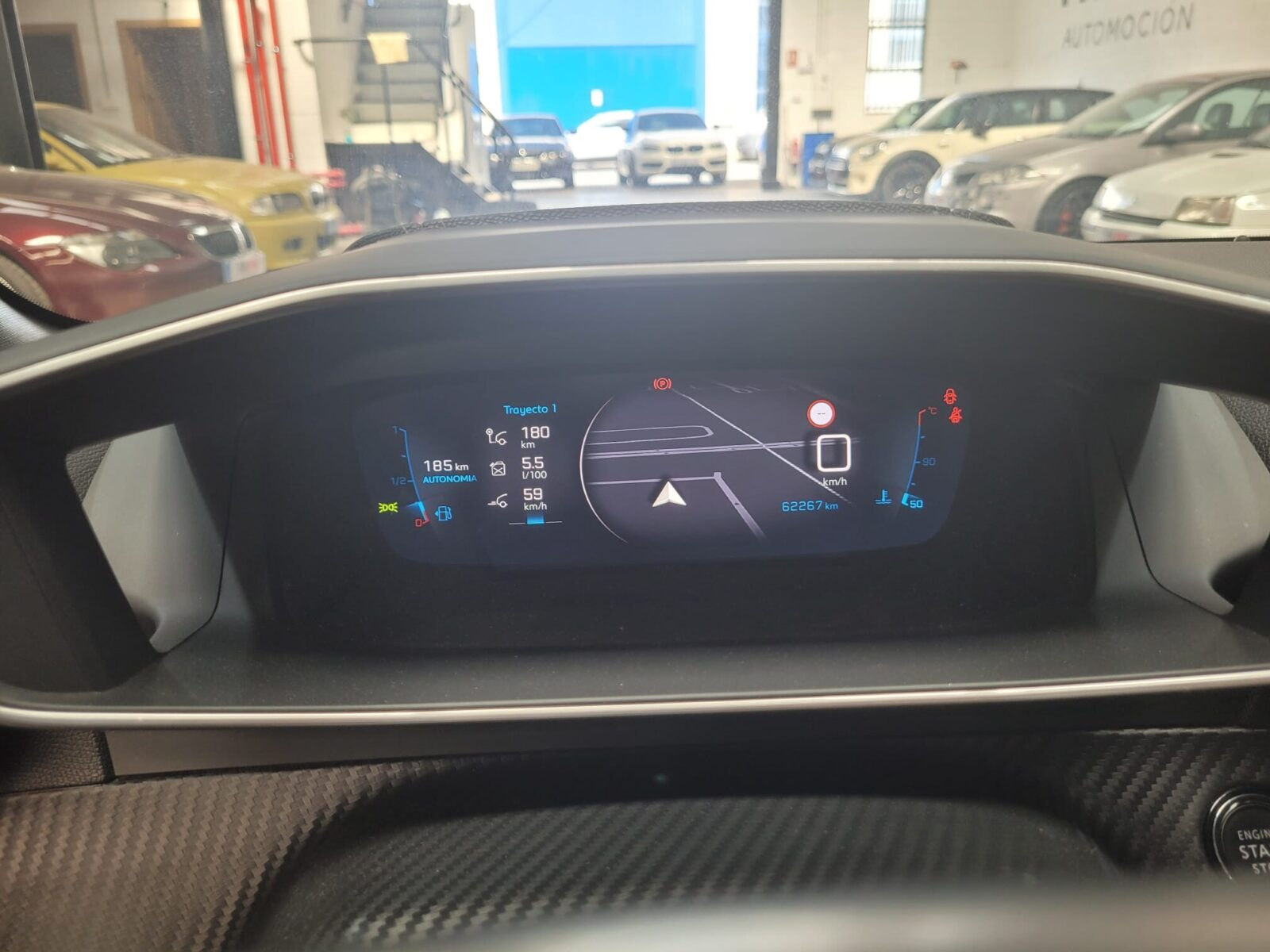 PEUGEOT 208 GT LINE