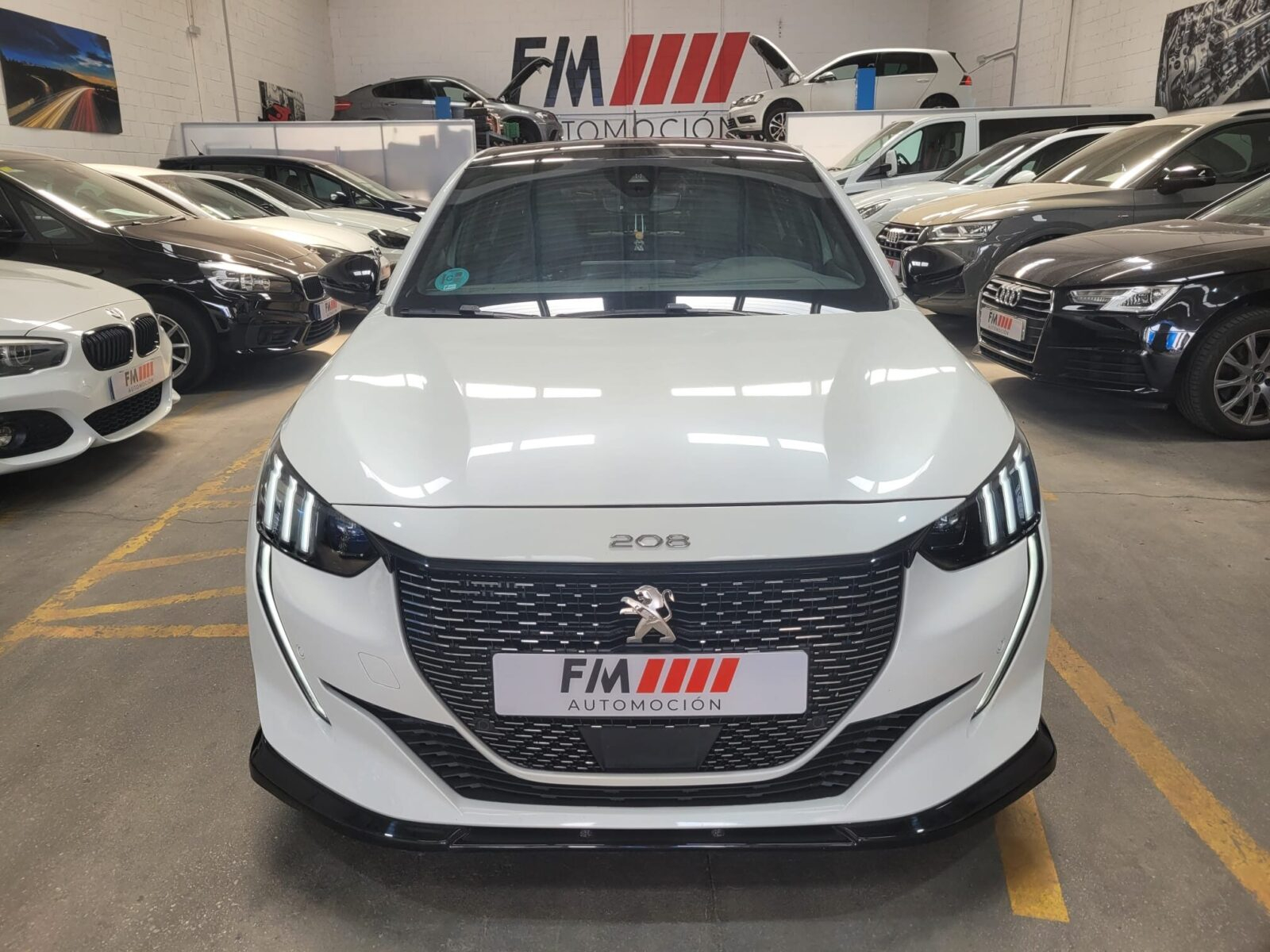 PEUGEOT 208 GT LINE