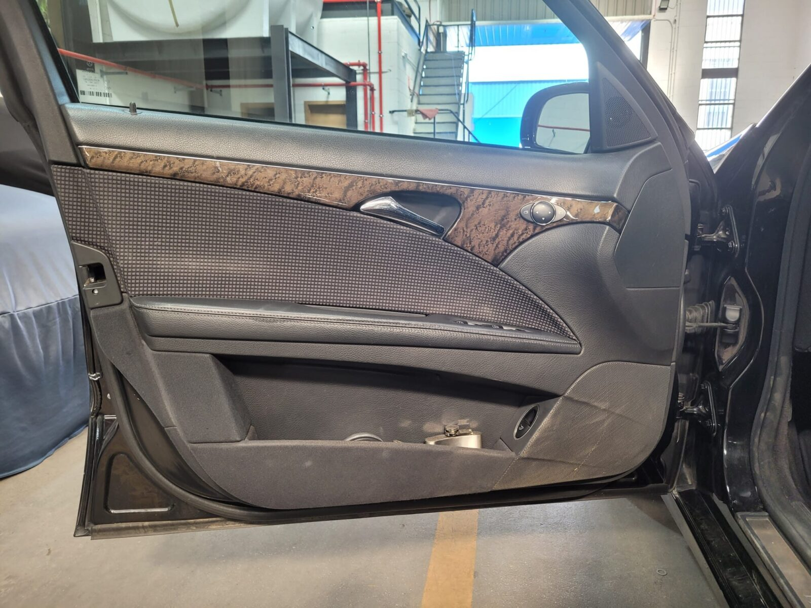 MERCEDES-BENZ E-class 220 CDI Avantgarde