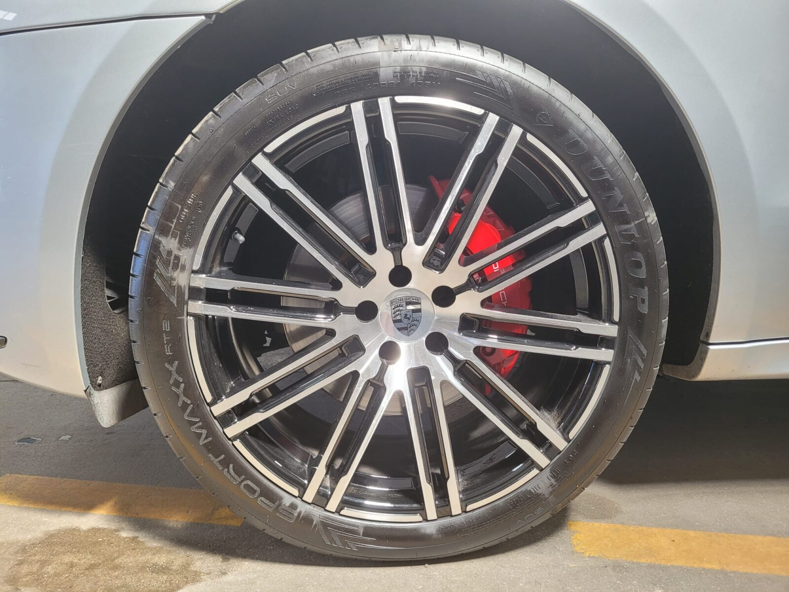 PORSCHE Macan TURBO