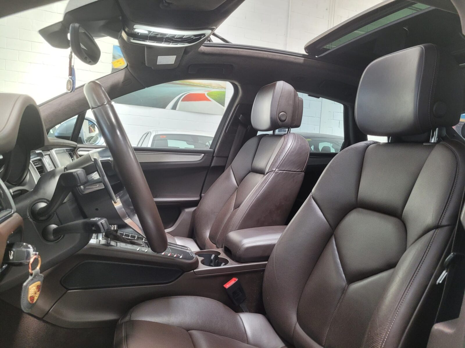 PORSCHE Macan TURBO
