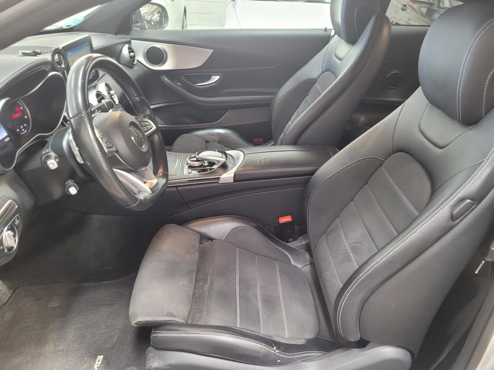 MERCEDES-BENZ Clase C 220 COUPE AMG