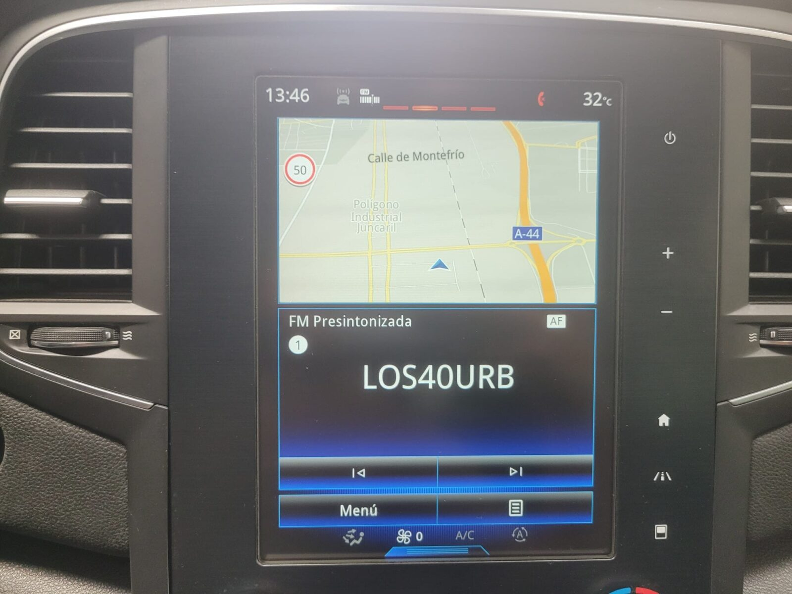 RENAULT Megane BOSE 