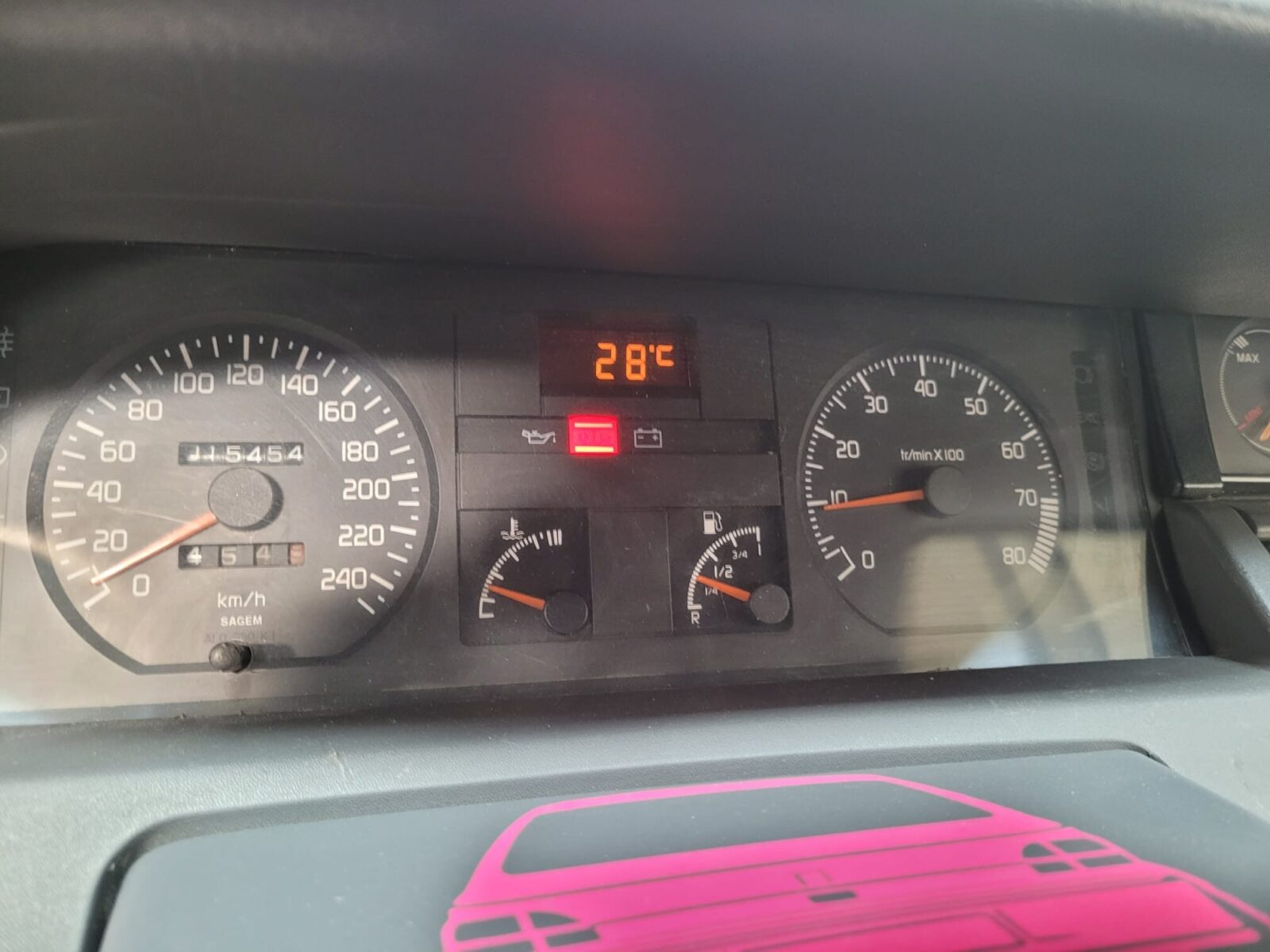 RENAULT Clio 16V