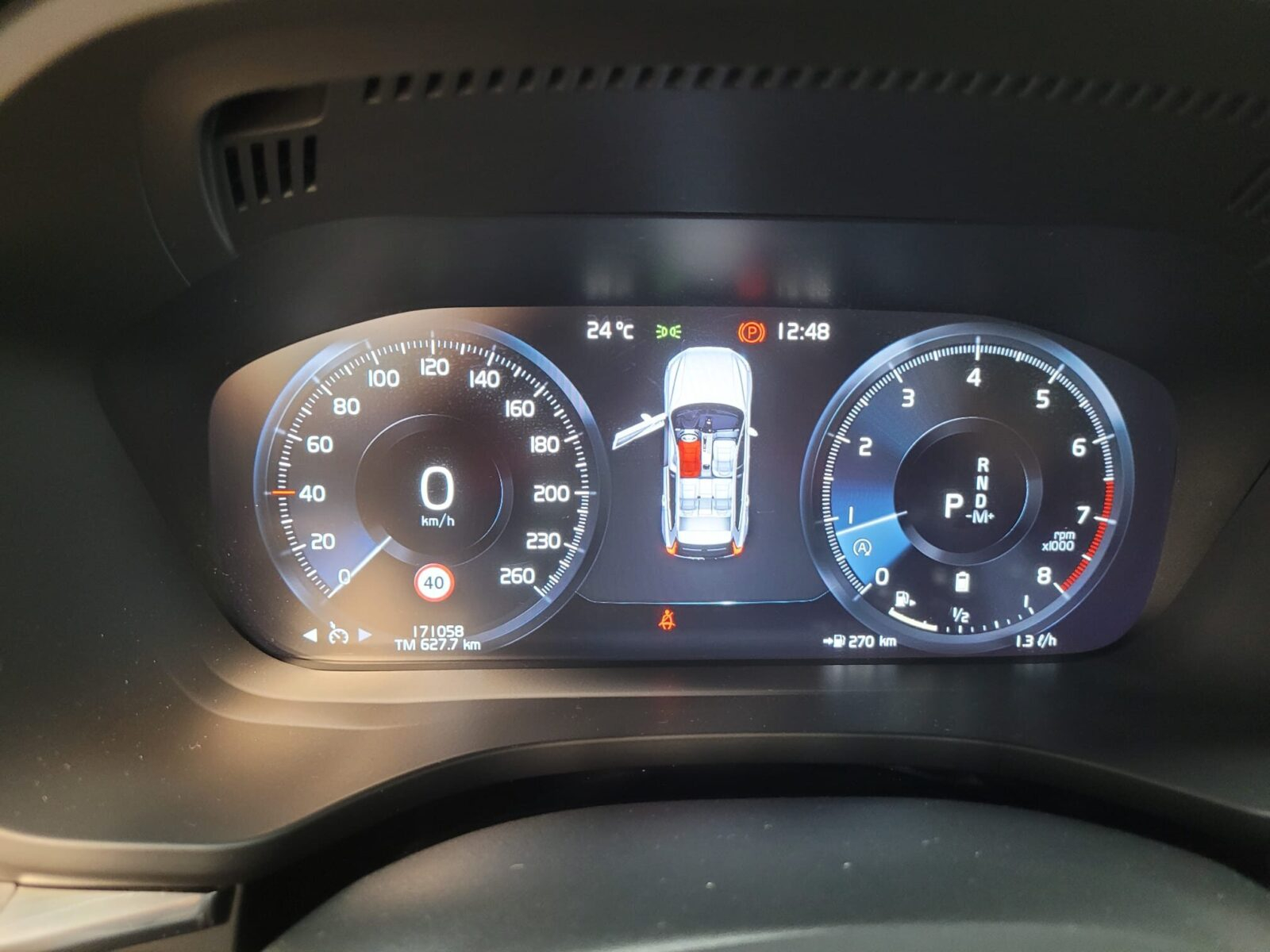 VOLVO XC60 B5 G AWD