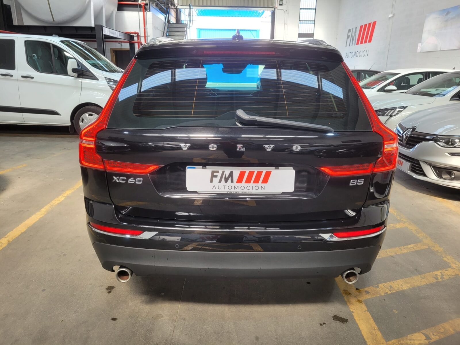 VOLVO XC60 B5 G AWD