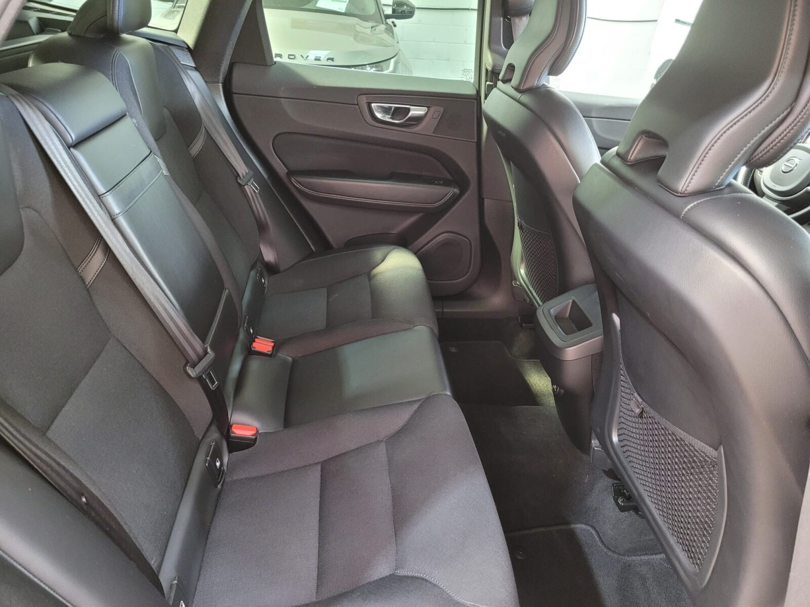 VOLVO XC60 B5 G AWD