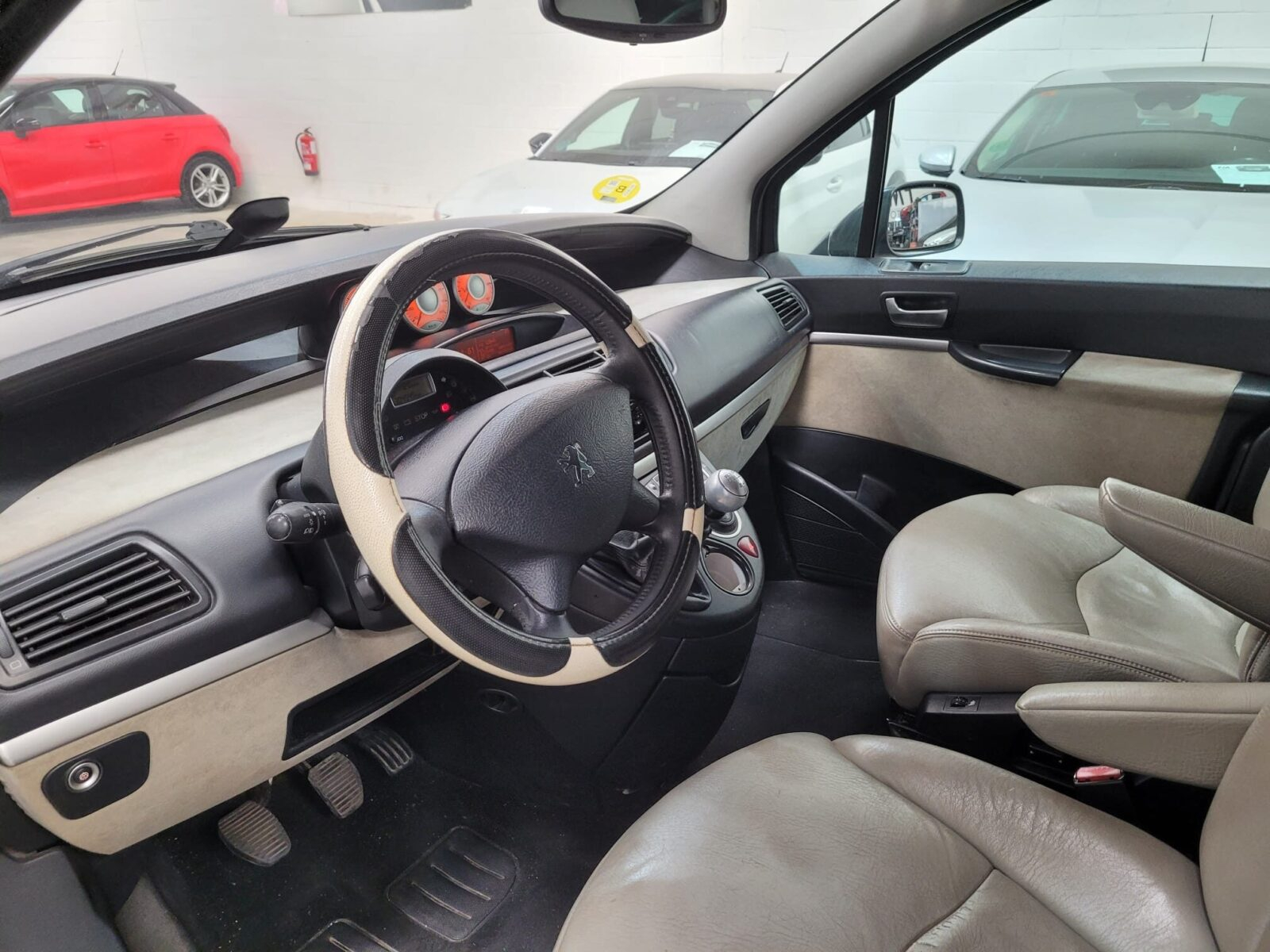 PEUGEOT 807 SV 2.0 HDI