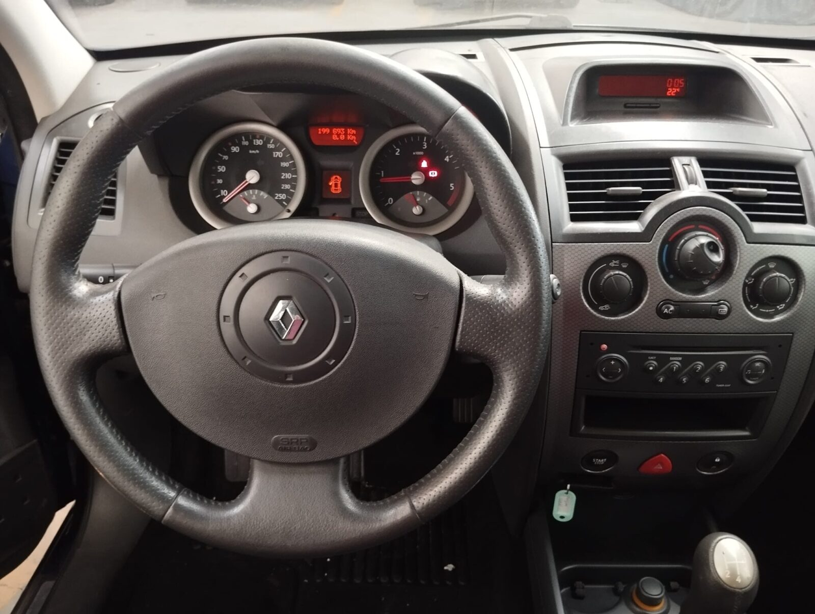 RENAULT Megane