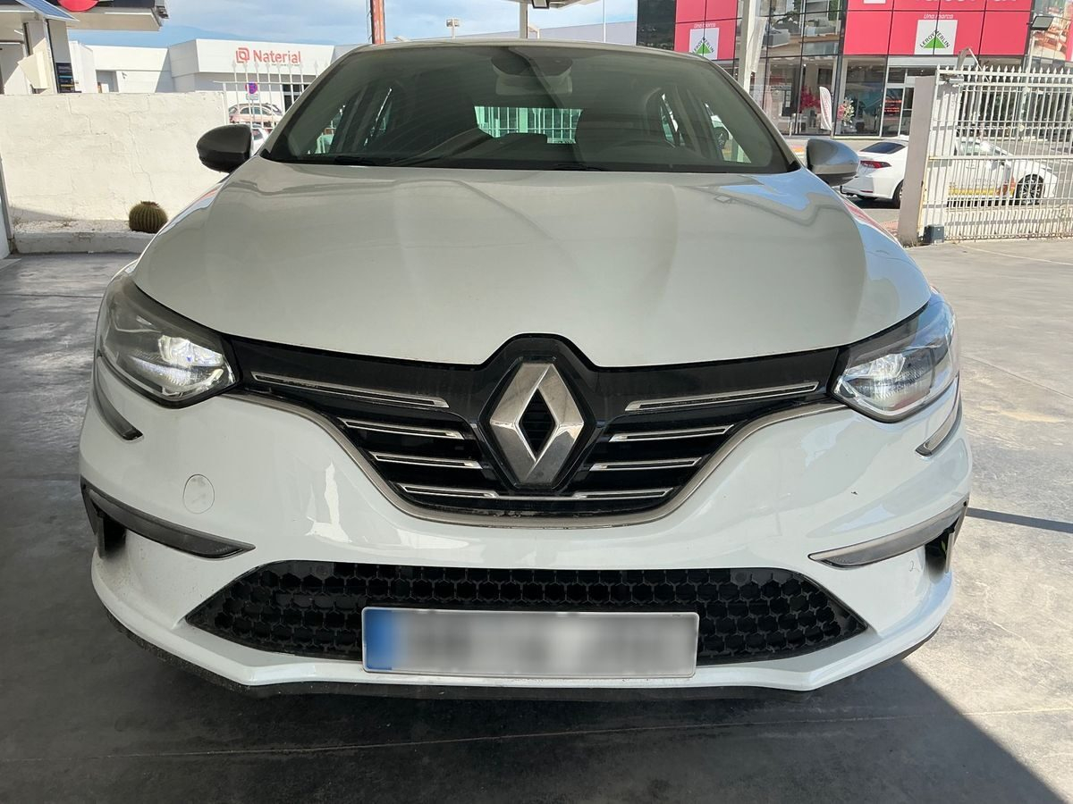 RENAULT Megane GT LINE